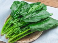 ほうれん草などの野菜